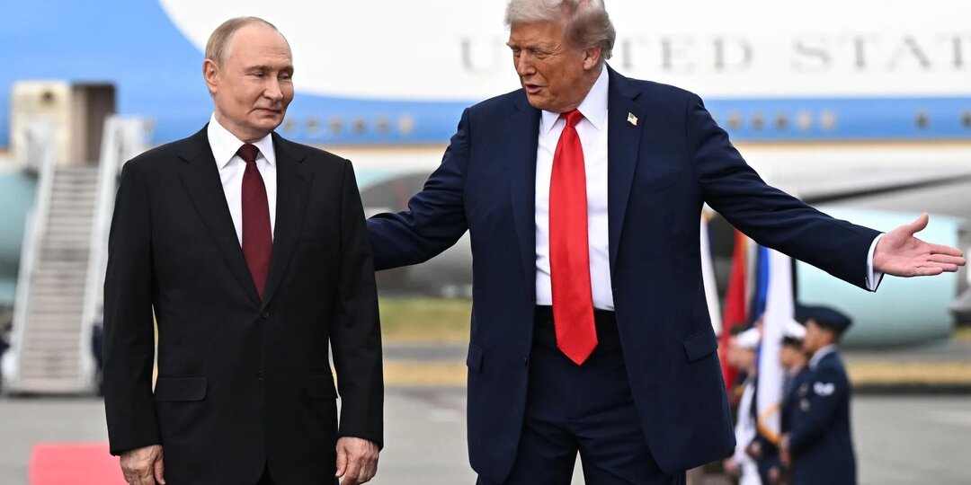 🚗 Автопарк Дональда Трампа: Золото, пафос и “TRUMP 1” на стероидах