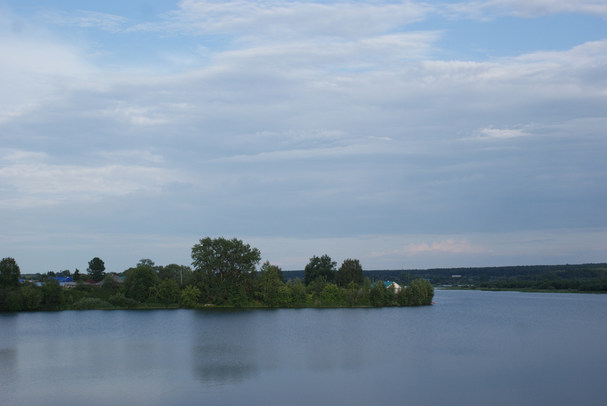 Вид на "Гробово". п. Красногвардейский Артемовского района Свердловской области.