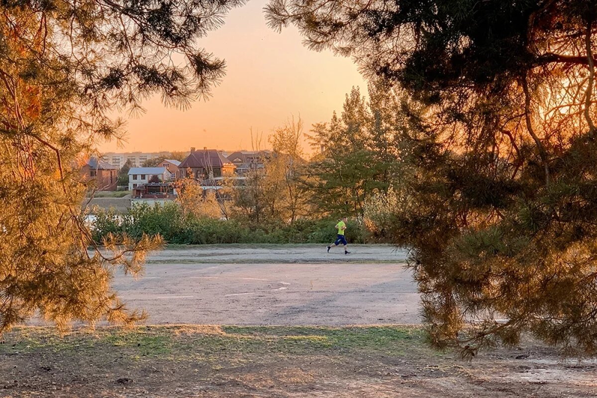    После посещения бювета в Горячем Ключе можно прогуляться по Курортному парку.