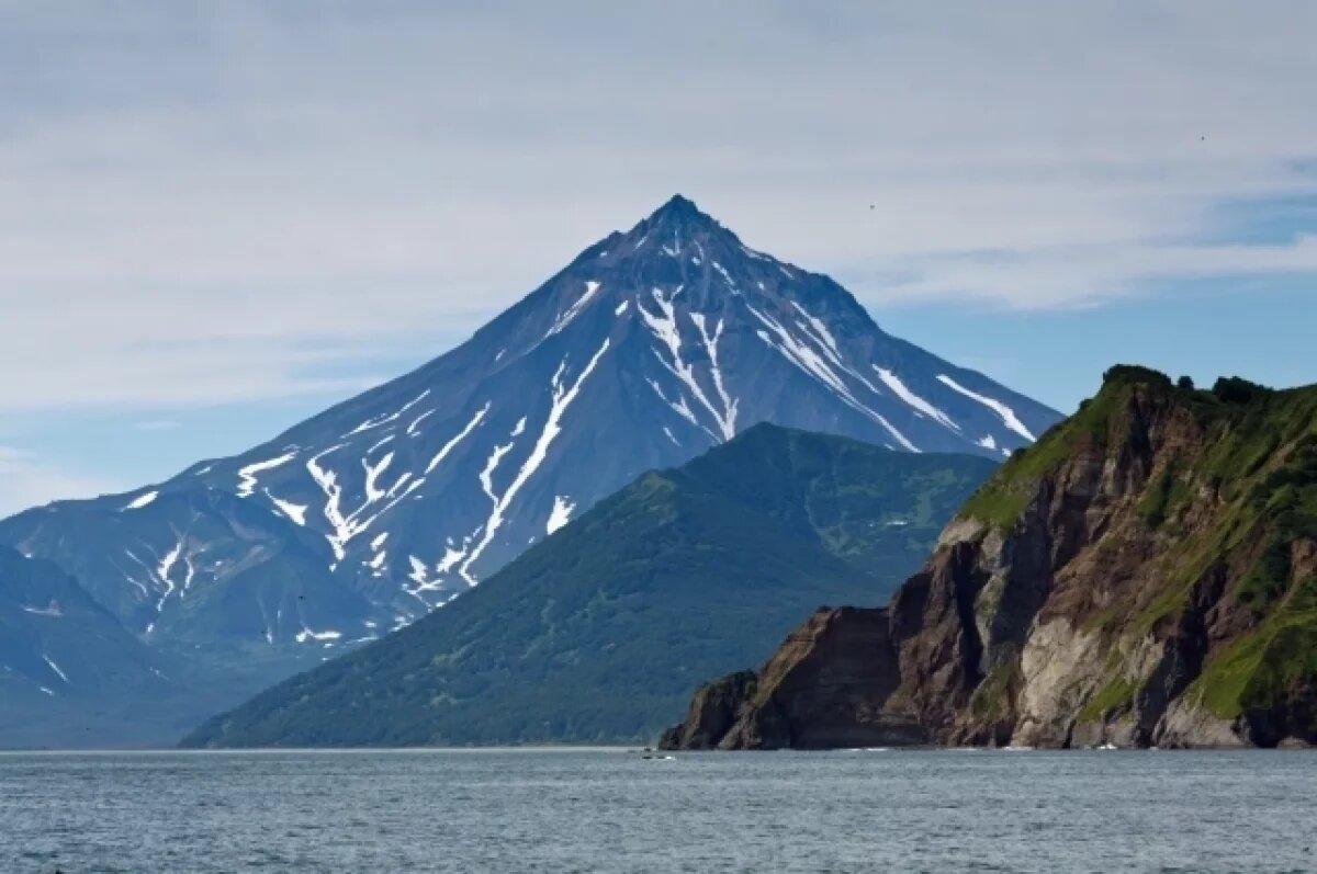    На Камчатке группа туристов сорвалась с вулкана Вилючинский