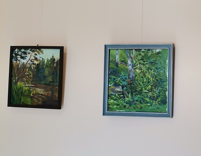 В Твери открылась выставка «Мгновения цвета. Природа Тверского края»