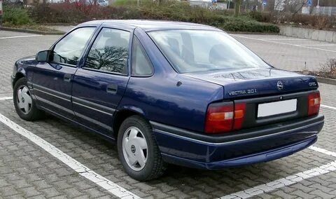 Opel Vectra A (сзади)