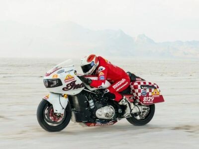    Мотоцикл Indian Challenger установил рекорд скорости