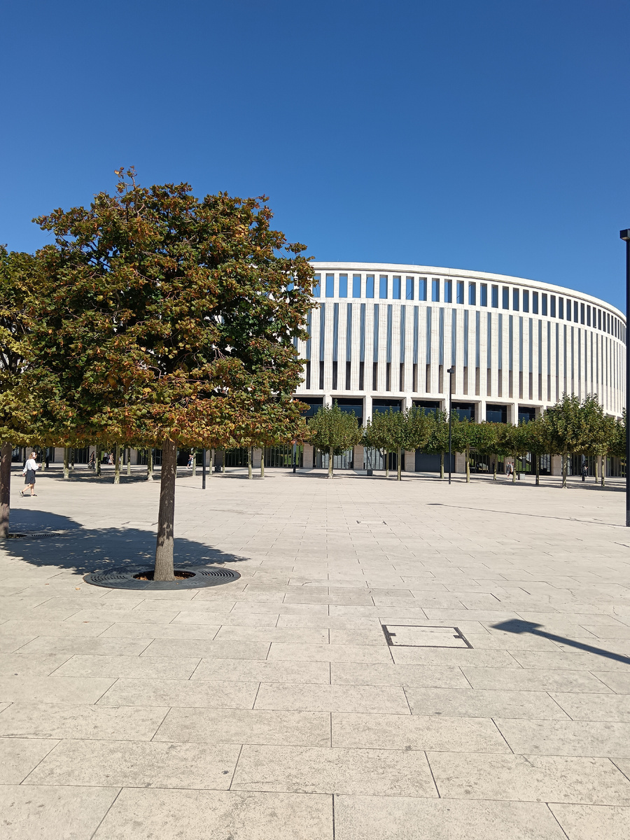Стадион Краснодар рядом с парком Галицкого.