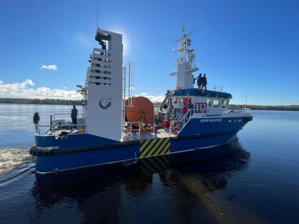 Бонопостановщики "Юрий Макарцев" и "Артём Аверьянов" проходят испытания с участием заказчика / Фото: ГК "Р-Флот"  📷
