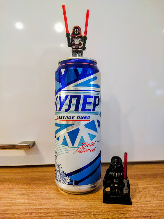 Оформление банки буквально кричит, что пиво холодное. Представьте, какой будет диссонанс, если пить его теплым)))