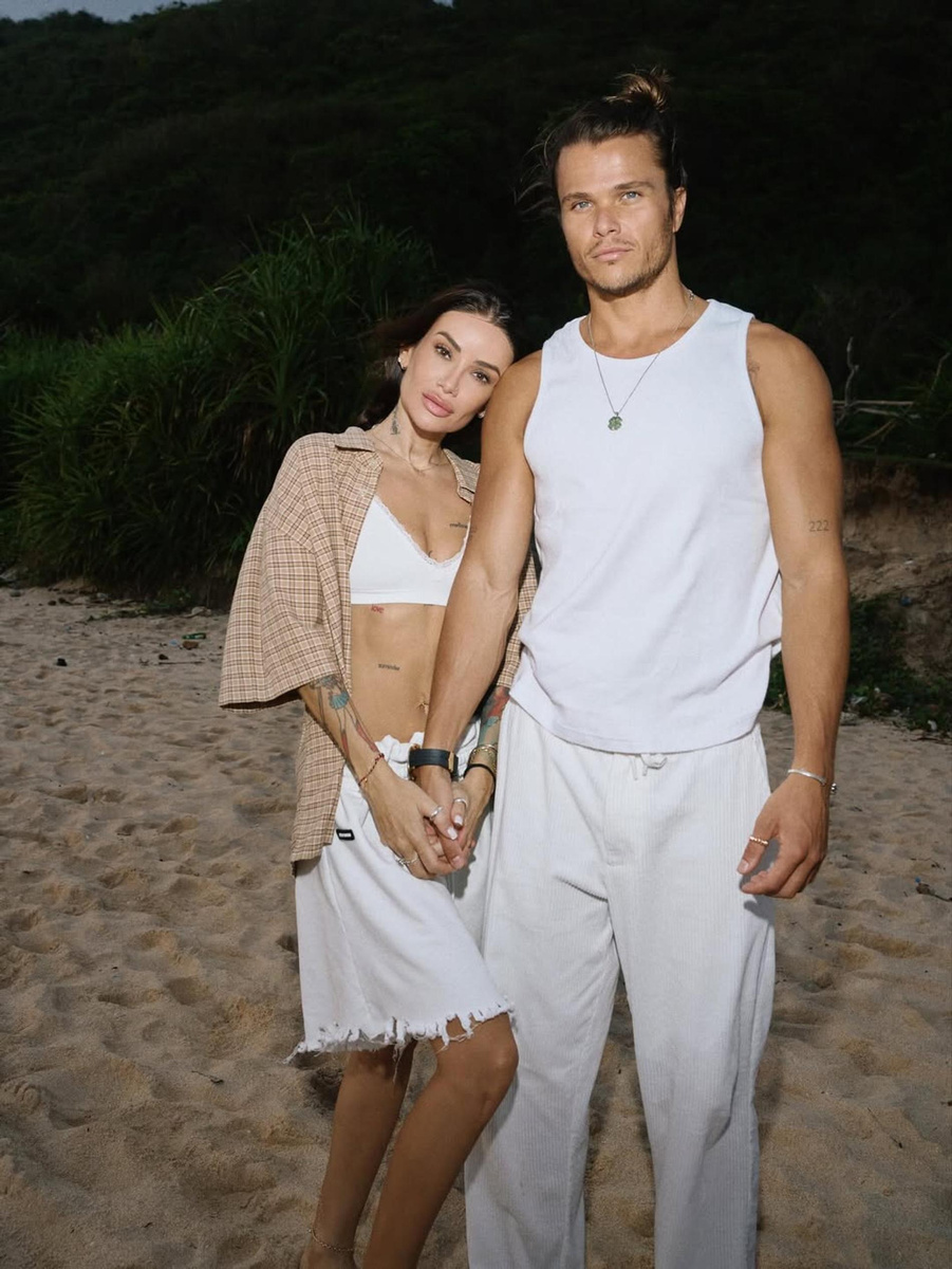    Айза-Лилуна Ай и Степан Кузьменко. Фото: Инстаграм (запрещён в РФ) @aizalovesam