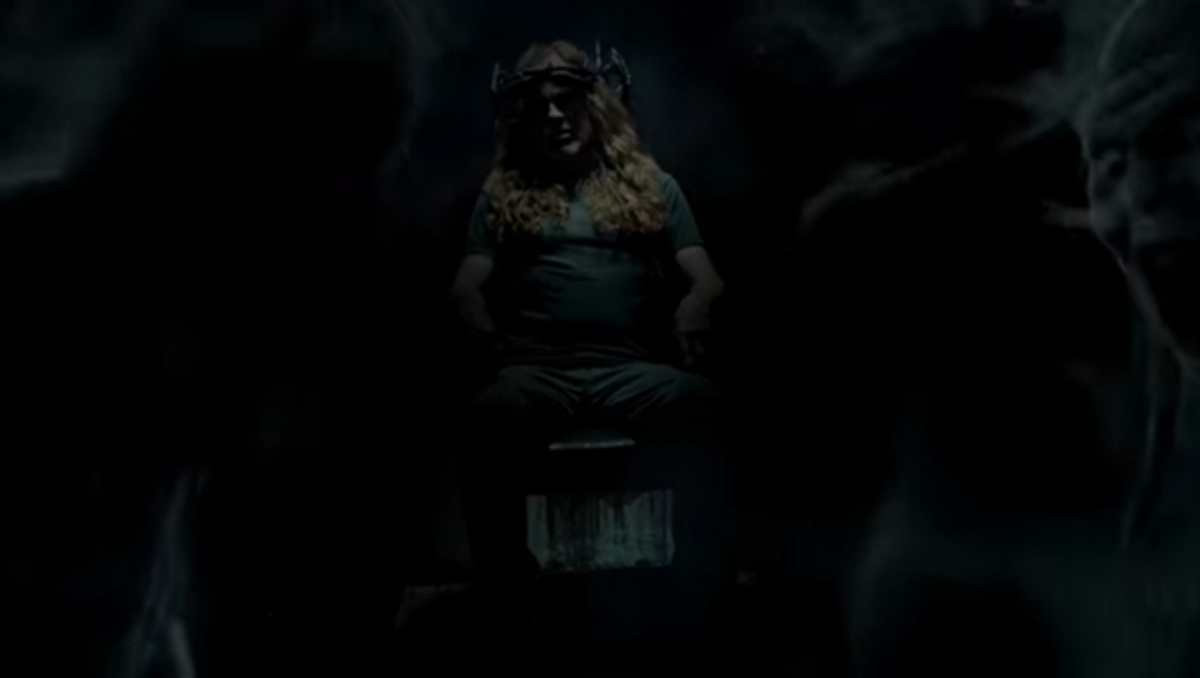 Нельзя оставить без внимания, что мученик Дэйв представлен здесь в терновом венке