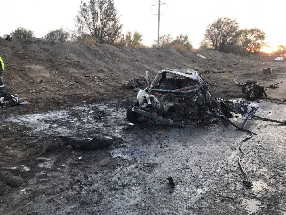    Три человека сгорели в Infiniti под Тольятти
