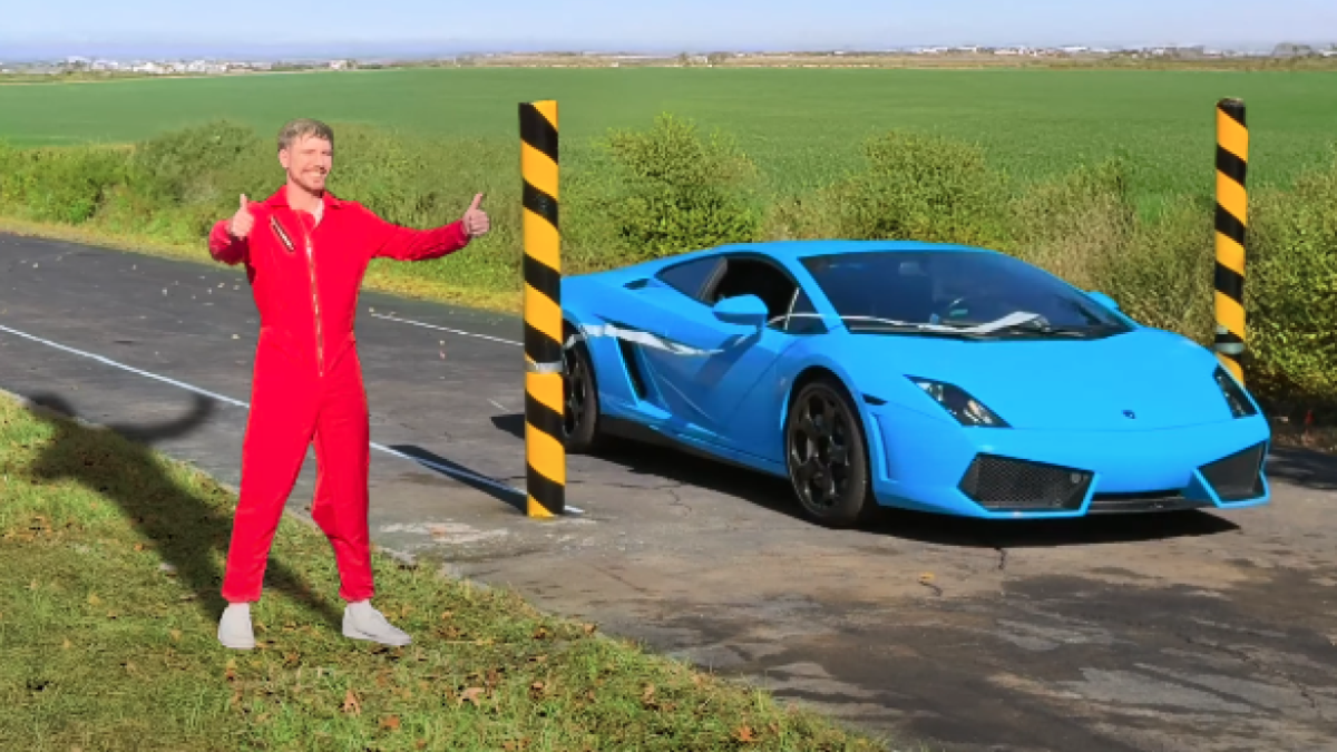 MrBeast разбивает Lamborghini за 100 000 долларов ради 14-секундного видео. Источник: скриншот
