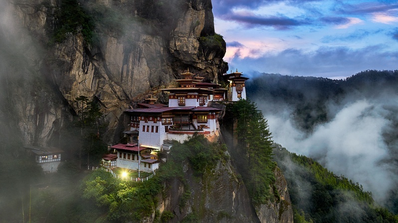 Монастырь Такцанг