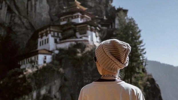 Команда FollowMeTo у монастыря Такцанг