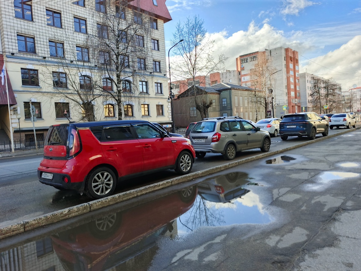    ГАИ теперь просит телефон для проверки: как грамотно реагировать водителю