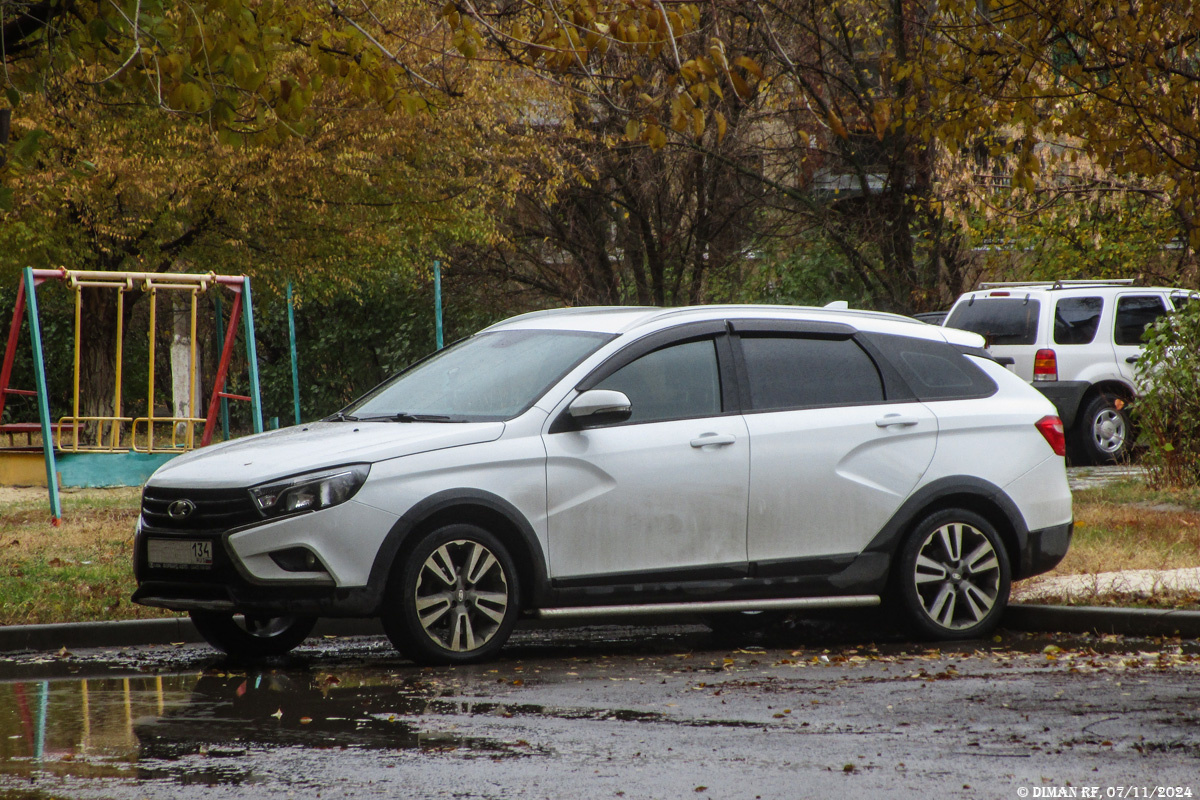 LADA Vesta SW Cross (GFK110), 2020г.в. в цвете Ледниковый.