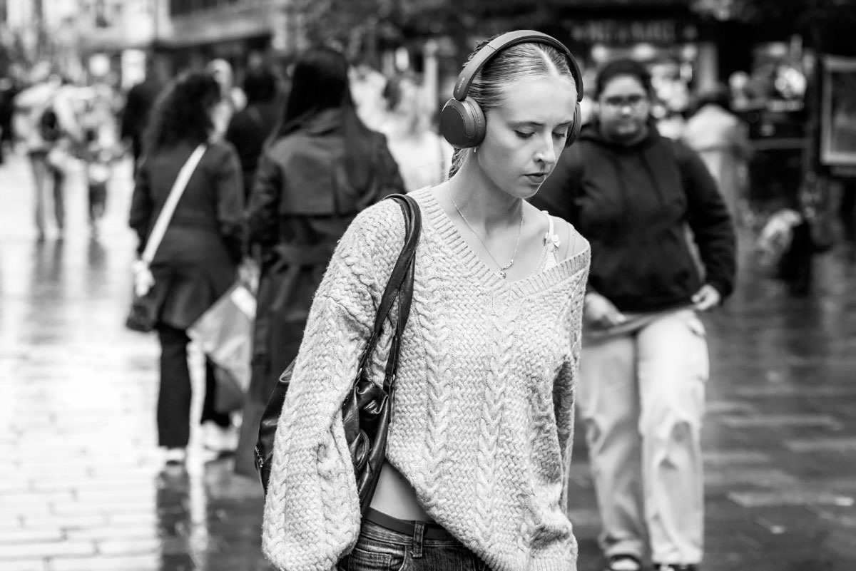 Познание начинается не с внутреннего желания. Оно принудительно, болезненно и вызывает сопротивление