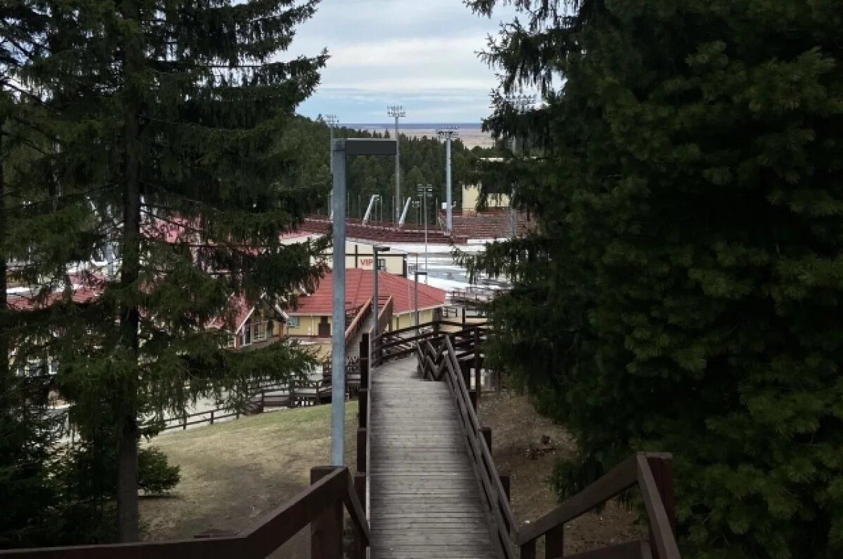    В Ханты-Мансийске продолжается масштабная реконструкция биатлонного центра