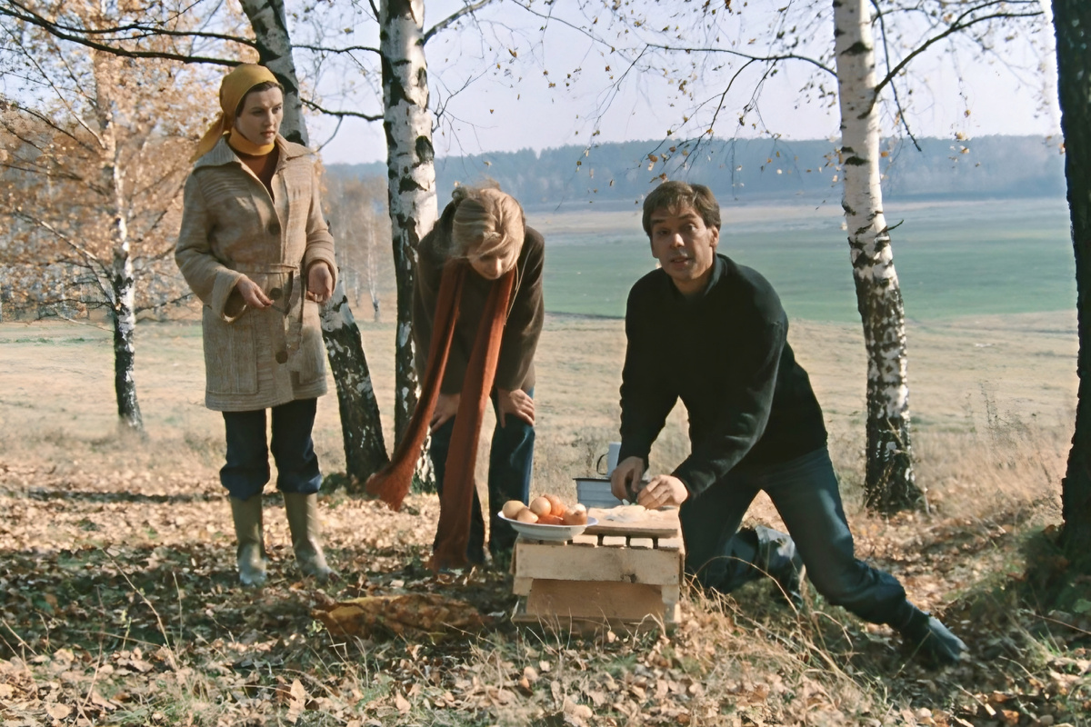 Кадр из фильма "Москва слезам не верит".