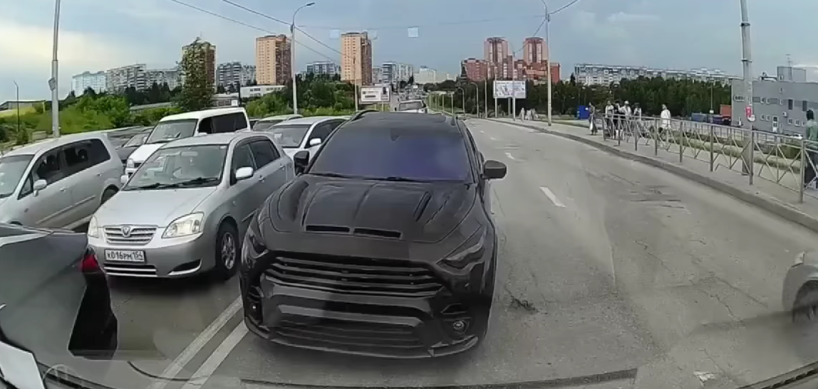 скриншот из видео