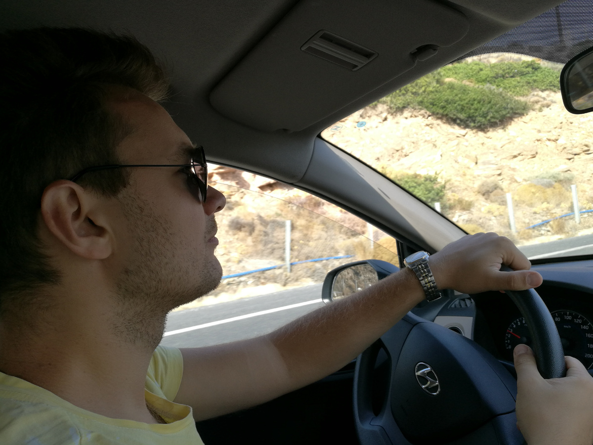 По греции на авто))