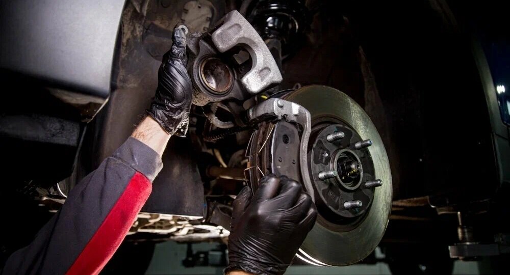 Ремонт и обслуживание тормозной системы: безопасность превыше всего