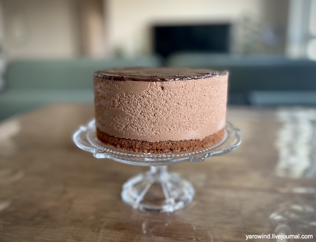 Шоколадно-муссовый торт