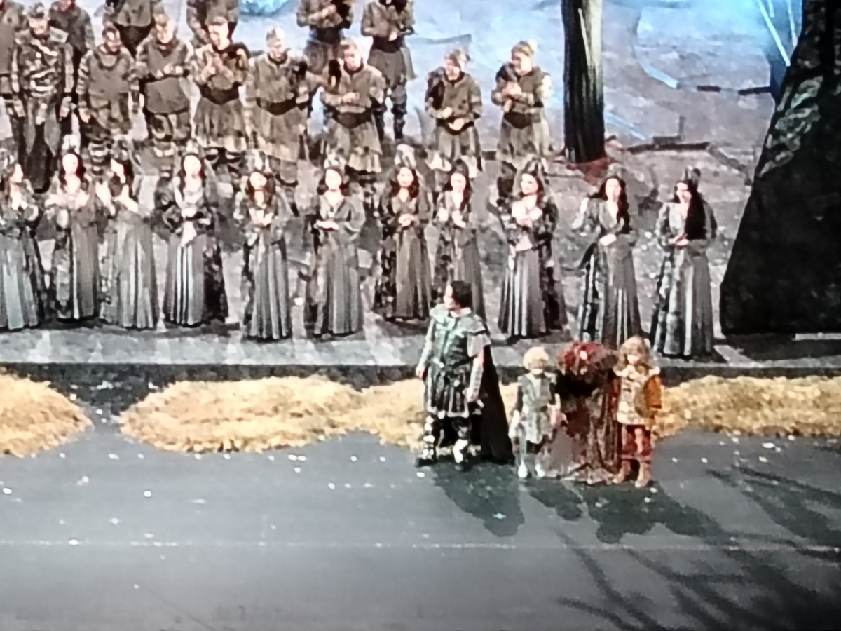 Флавий, Клотильда и дети