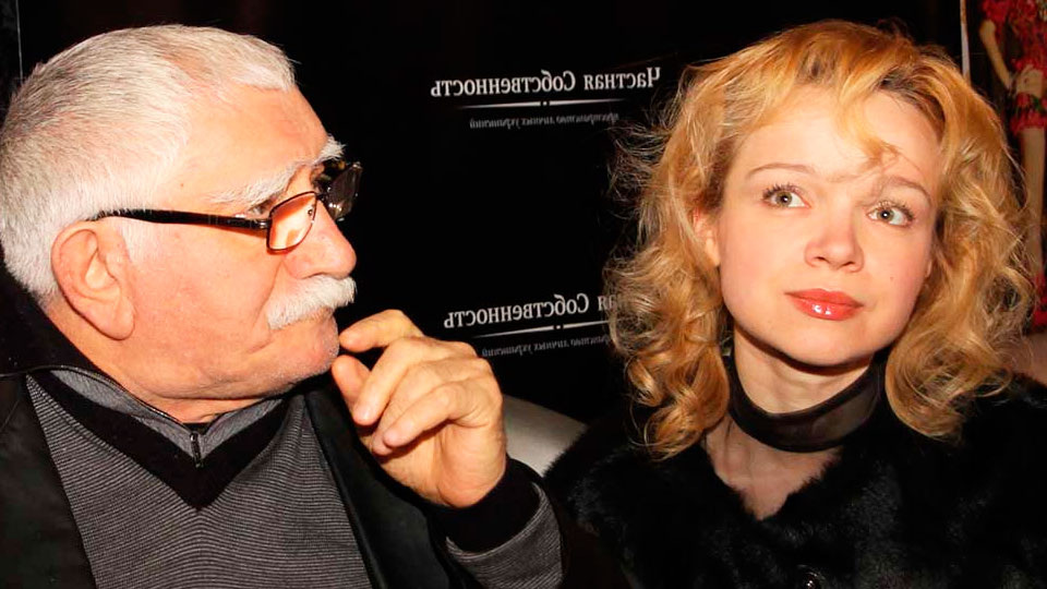 Армен Джигарханян и Виталина Цымбалюк-Романовская