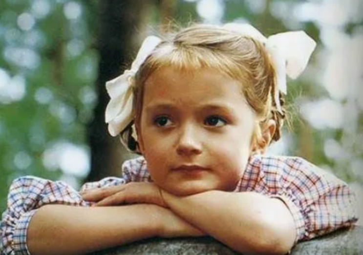 Надежда Михалкова в детстве