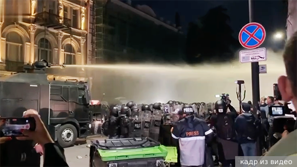     Фото: кадр из видео   
 Текст: Вера Басилая