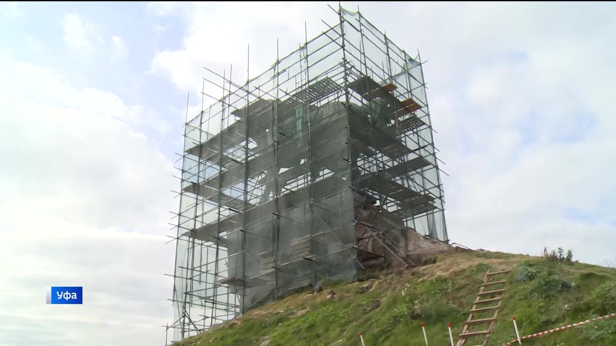    В Уфе начали реставрацию памятника Салавату Юлаеву - сюжет «Вестей»