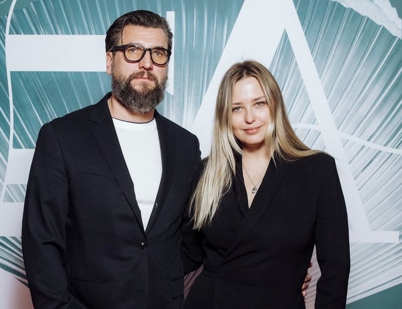 Аглая Шиловская и Александр Устюгов в конце июня рассказли о свём новом семейном статусе