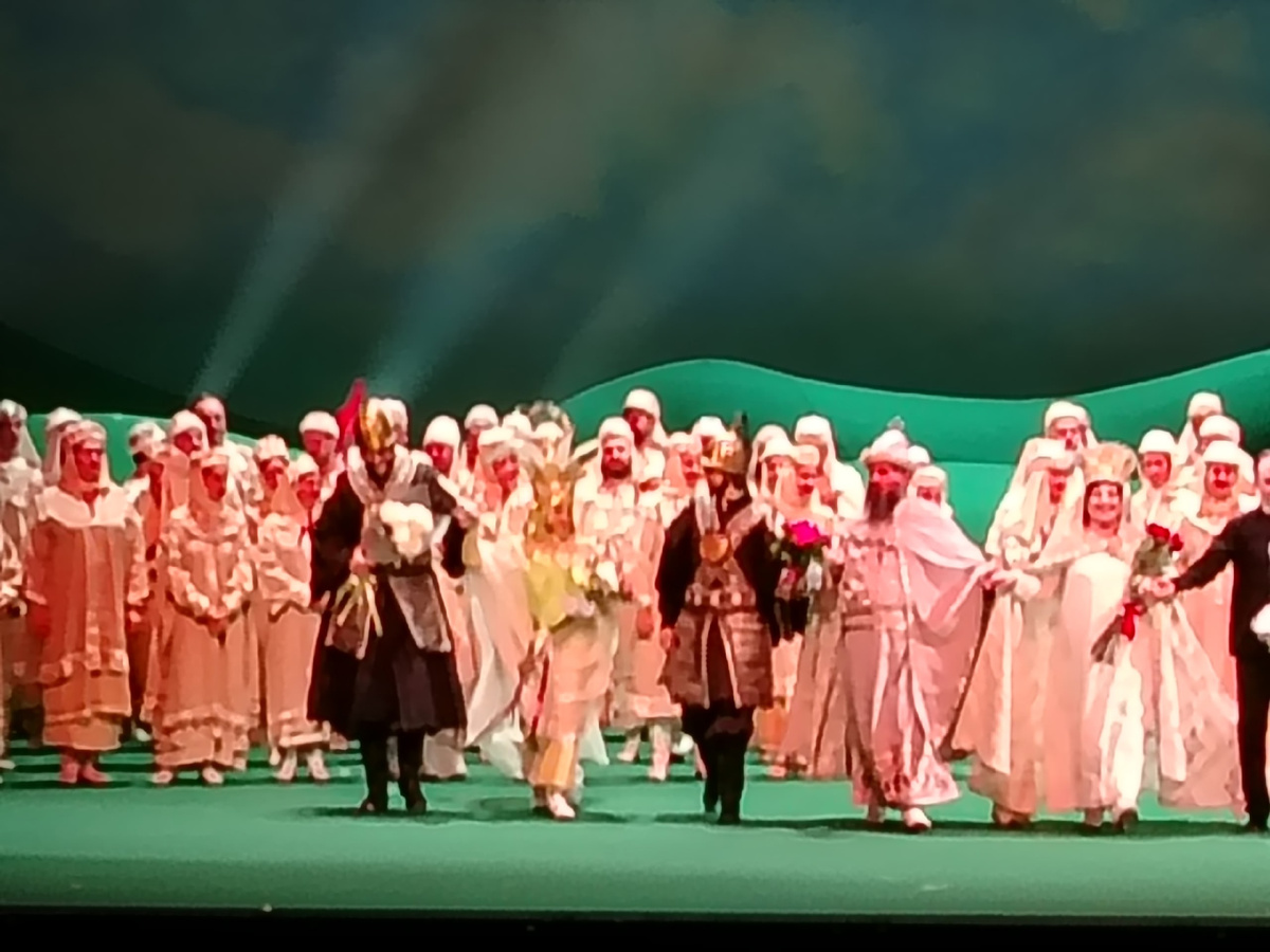 Общие поклоны. 