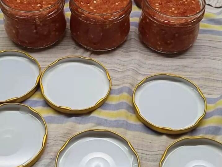 Аджика из перца чили