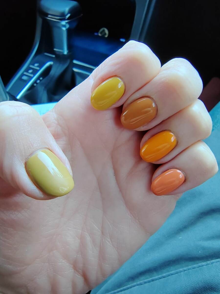 Неделю назад сделала осенние ногти)