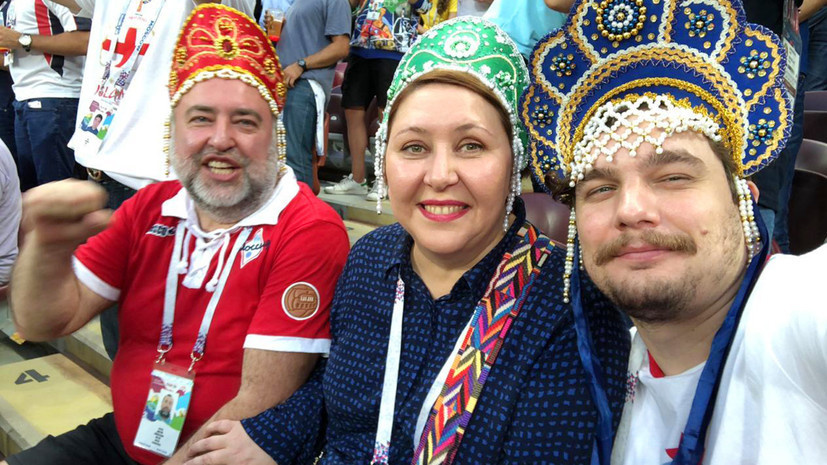     Болельщики на матче Россия — Испания 1/8 чемпионата мира по футболу 2018 года в Москве / Из личного архива