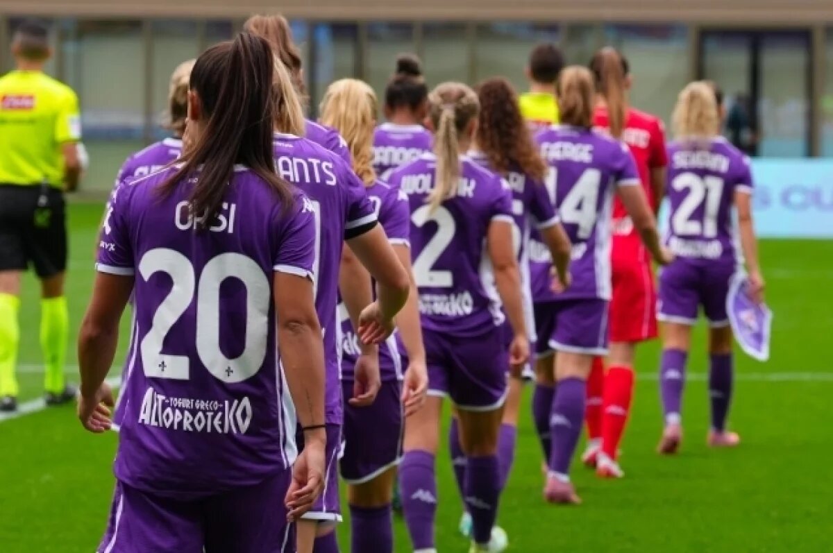    Россиянка Мария Бурова стала тренером по физподготовке «Фиорентины»