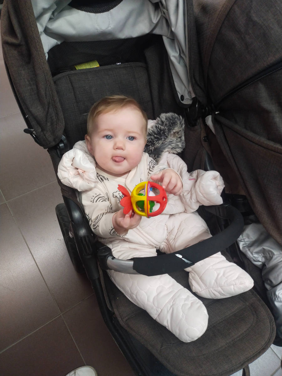 Язык любит показывать 