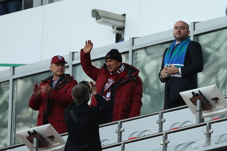    Игру посетили раис РТ Рустам Минниханов и губернатор Самарской области Вячеслав Федорищев