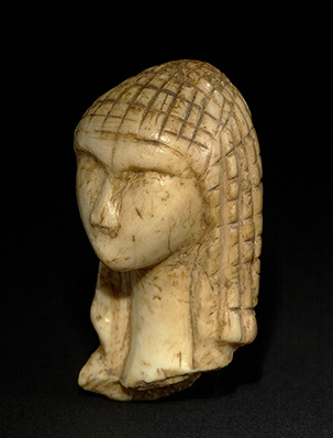 «Дама с капюшоном» (La Dame à la Capuche) 