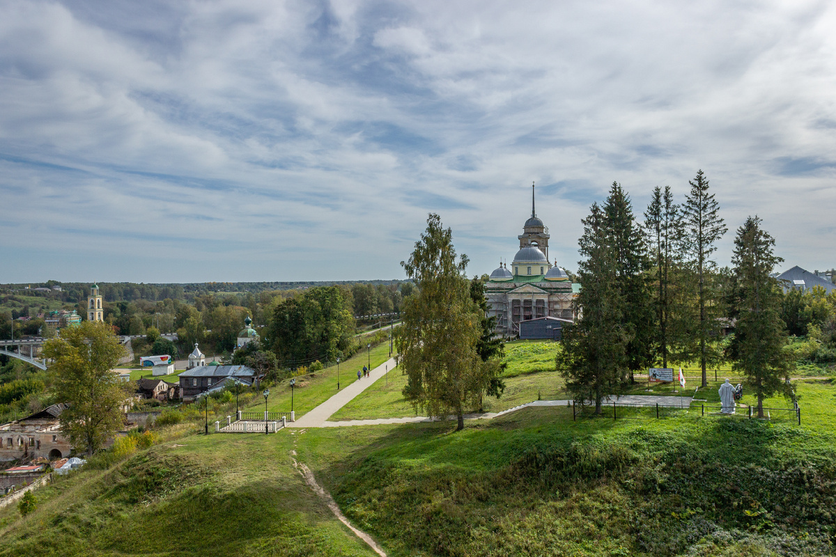 ЭТО СТАРИЦА...
