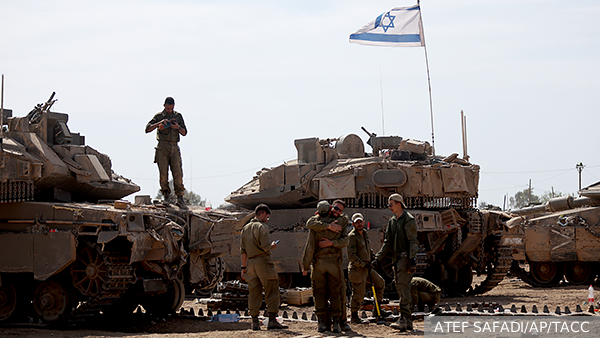     Фото: ATEF SAFADI/AP/ТАСС   
 Текст: Андрей Резчиков