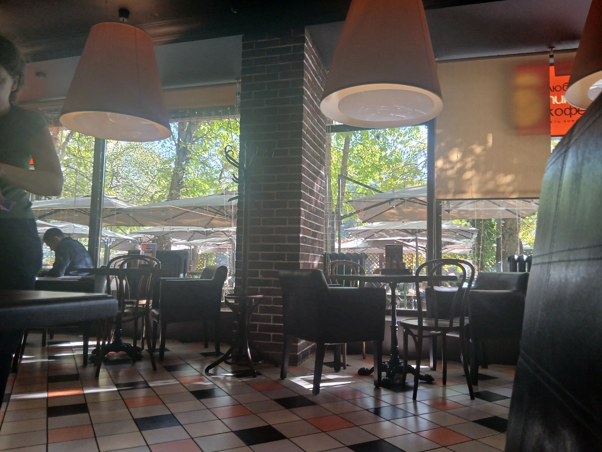 Илья фоткал. Слева немного видно меня)