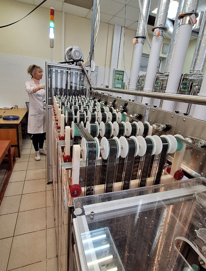 Реставрация эмульсионного слоя