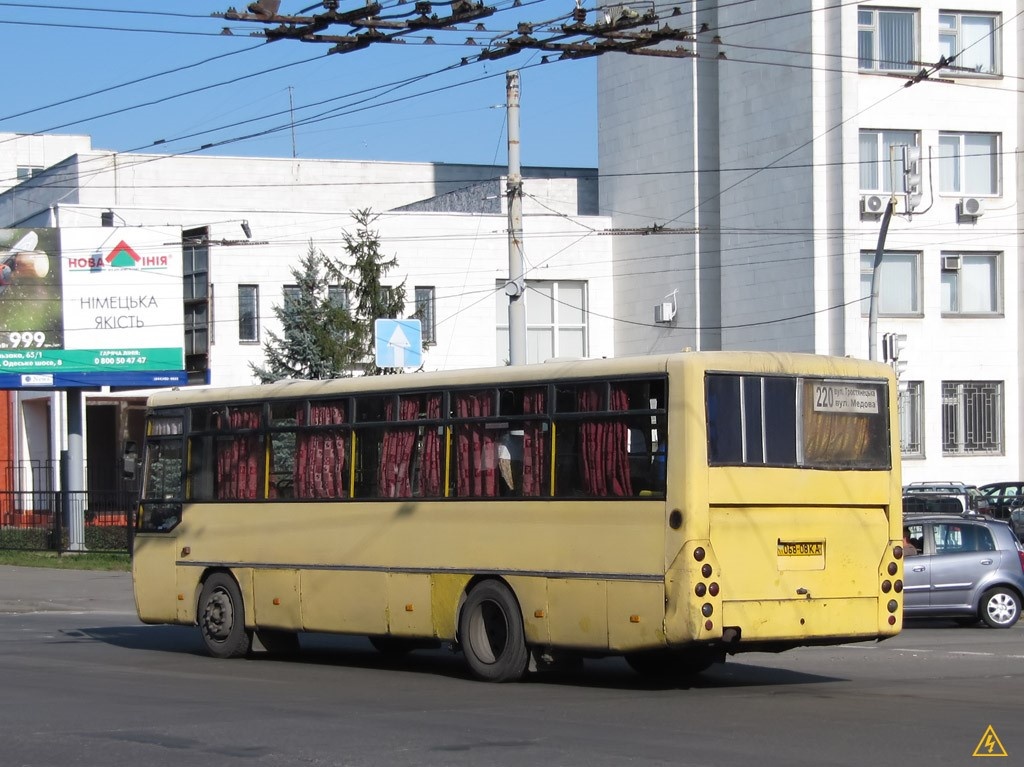 Богдан-А144 сзади. Источник фото: fotobus.msk.ru