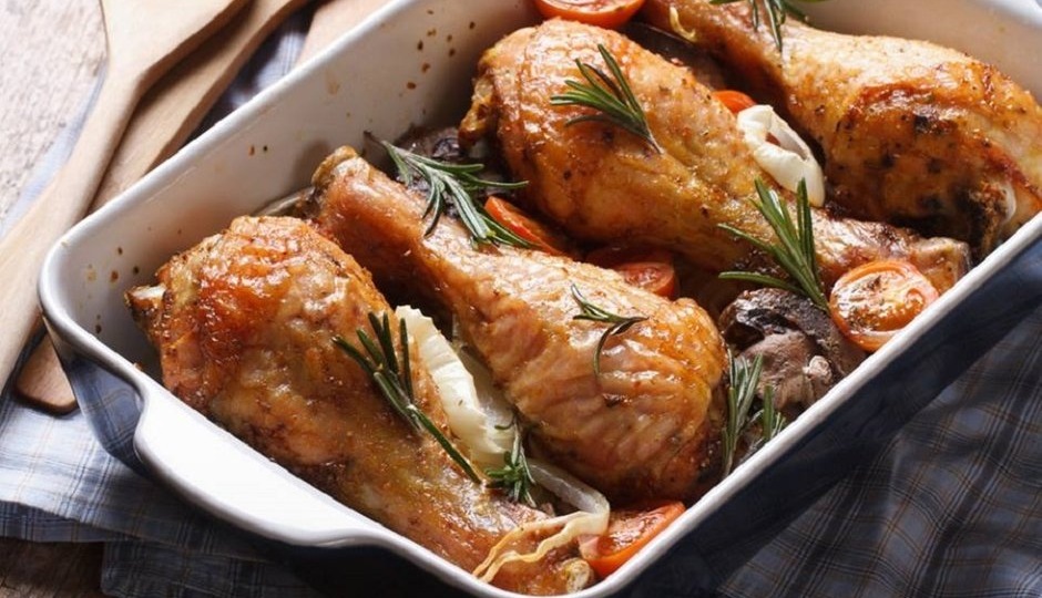 Самый простой и вкусный способ запечь курицу