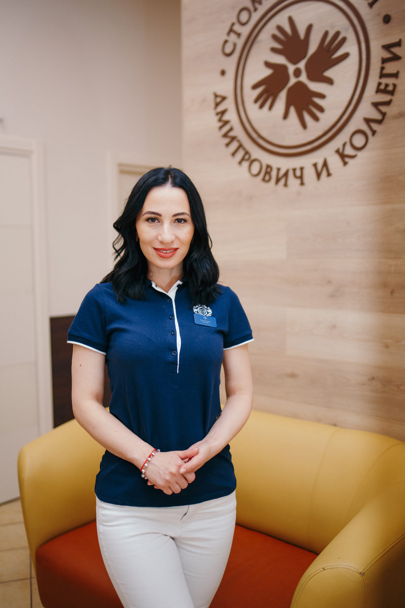 Фотография взята с сайта стоматологии Дмитрович Фэмили https://www.dmitrovich.ru/