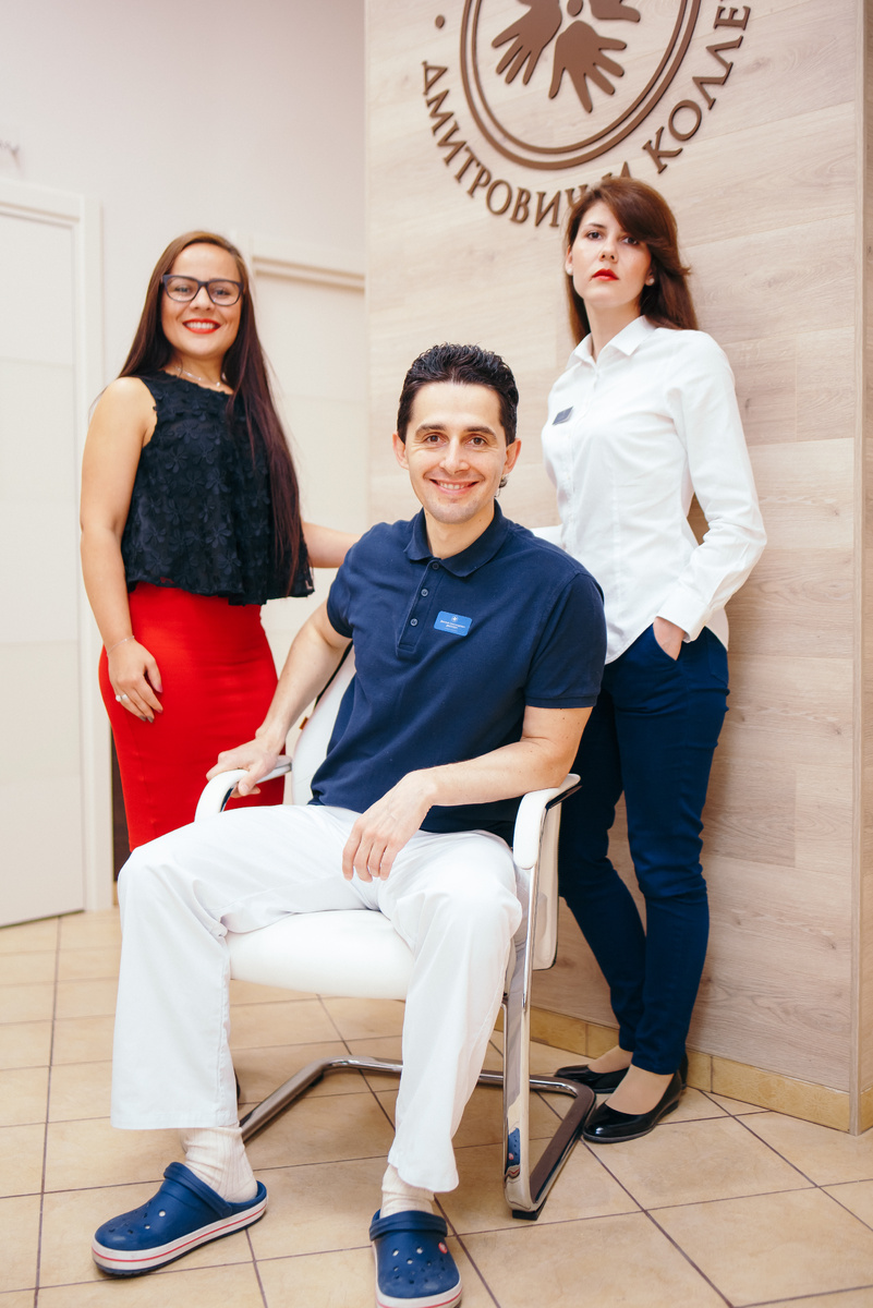 Фотография взята с сайта стоматологии Дмитрович Фэмили https://www.dmitrovich.ru/