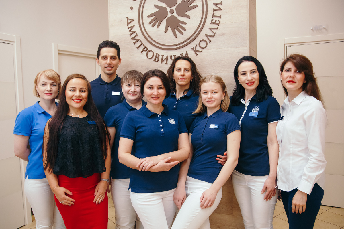 Фотография взята с сайта стоматологии Дмитрович Фэмили https://www.dmitrovich.ru/