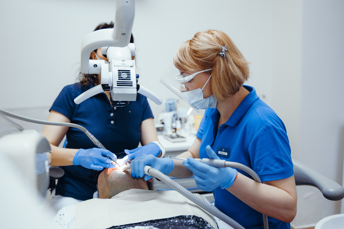 Фотография взята с сайта стоматологии Дмитрович Фэмили https://www.dmitrovich.ru/