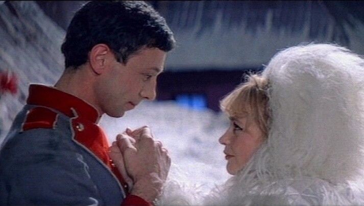 "Старая, старая сказка" 